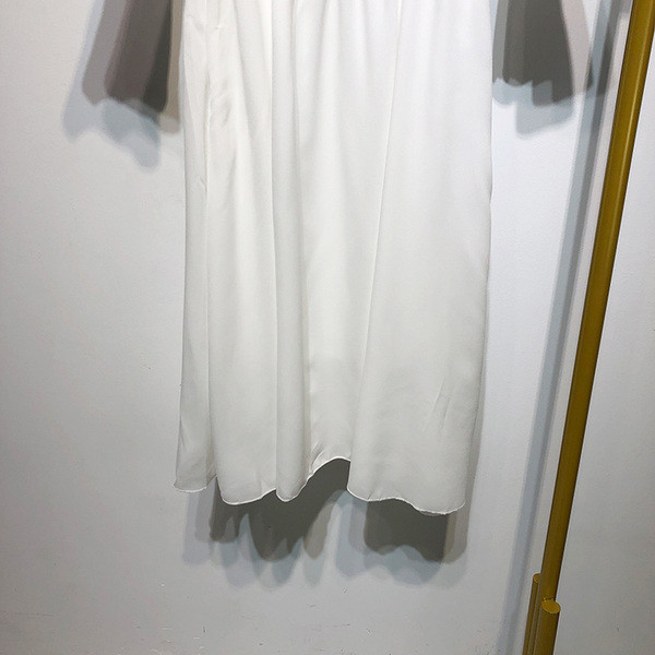 Rochie lunga alba cu maneci 3/4 si broderie