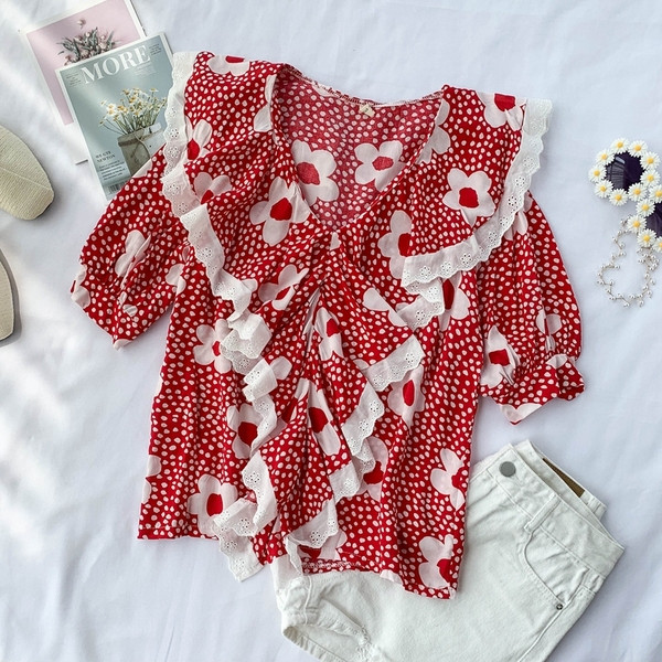 Cămașă de damă cu model floral în negru și roșu