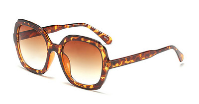 Ochelari de soare moderni de dama in mai multe culori