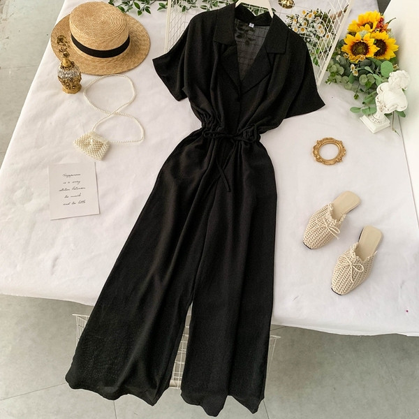 Salopetă lungă de damă modernă în negru