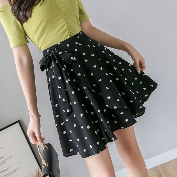 Fusta de dama moderna cu talie inalta - in alb si negru