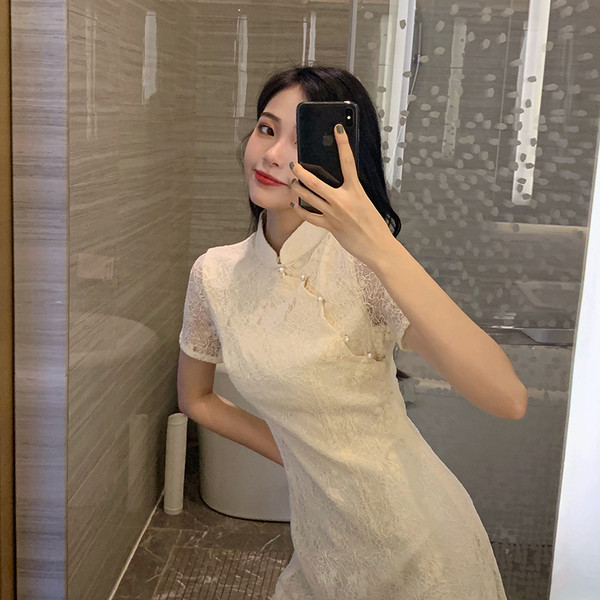 Rochie actuala dama alba din dantela - model montat