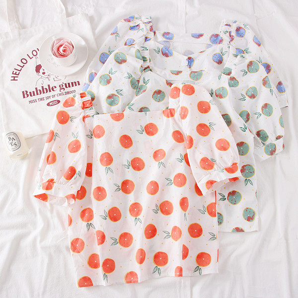 Bluză de damă modernă cu nasturi - mai multe culori