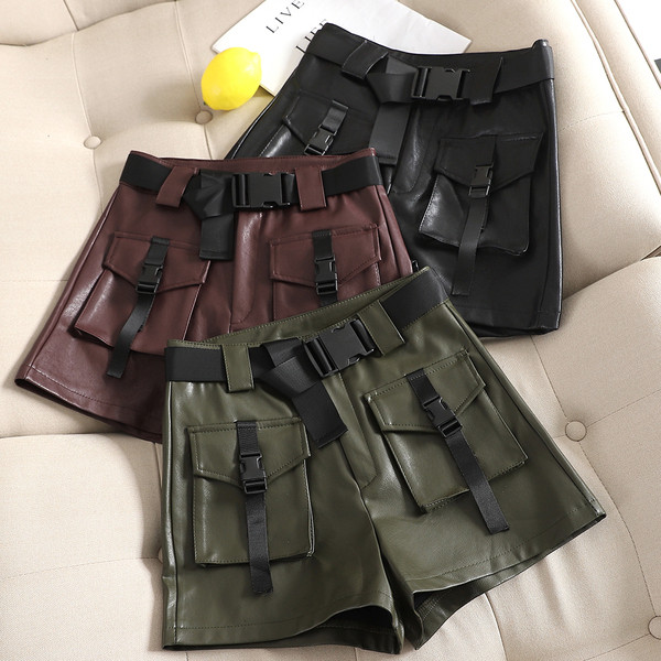 Pantaloni scurti de dama din imitatie de piele cu buzunare in mai multe culori