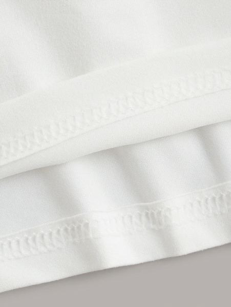 Tricou casual dama cu aplicatie colorata in alb