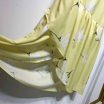 Rochie lungă cu mâneci lotus scurte și spate gol