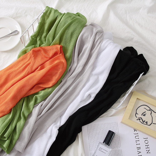 Vesta de dama model nou cu decolteu in V - mai multe culori