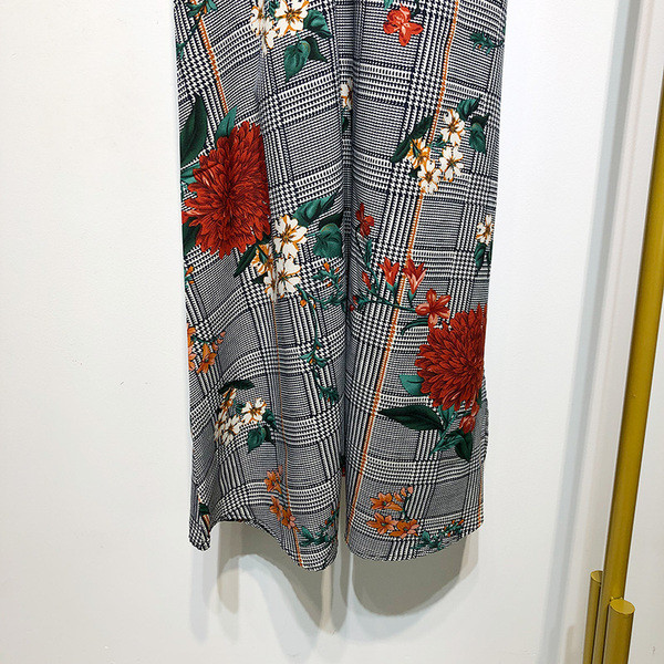 Rochie de dama in carouri cu maneci scurte