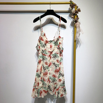 Rochie cu decolteu în V adânc și bretele cu model floral