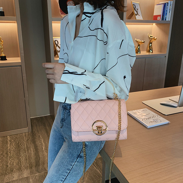 Geanta dama cu maner metalic lung si scurt