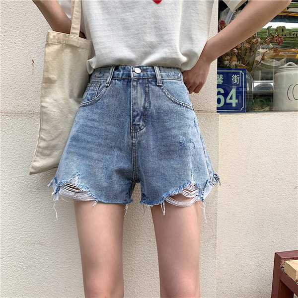 Pantaloni scurți moderni din denim cu talie înaltă și motive rupte în negru și albastru