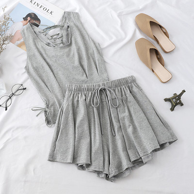 Kétrészes női napi szett fekete és szürke nyakkendővel