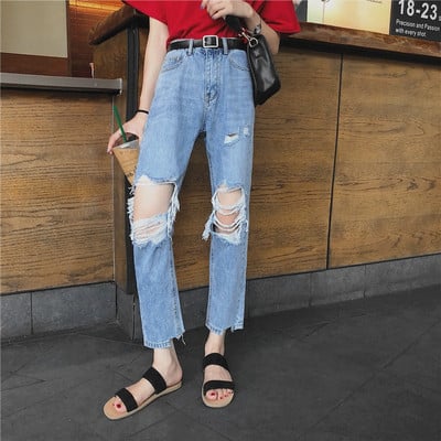 Blugi de dama moderni cu motive rupte si talie inalta de culoare deschisa