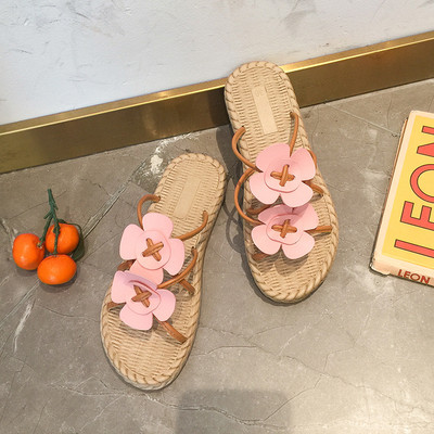 Modern női papucs 3D elemekkel több színben