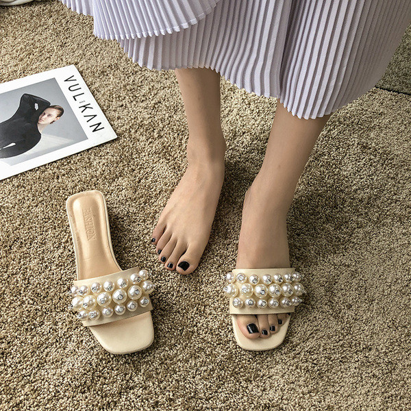 Papuci eleganti de dama cu perle in negru, bej si verde