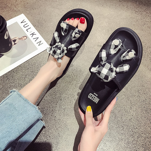 Női alkalmi papucs új modellje 3D dekorációval több színben