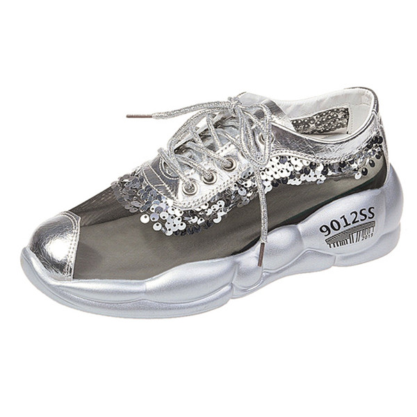 Női nyári tornacipők új modellje flitterekkel, két színben