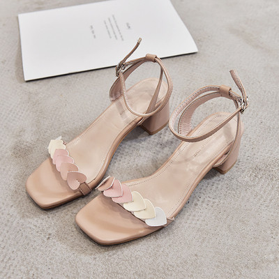 Női szandál vastag sarkú és fűzős két színben