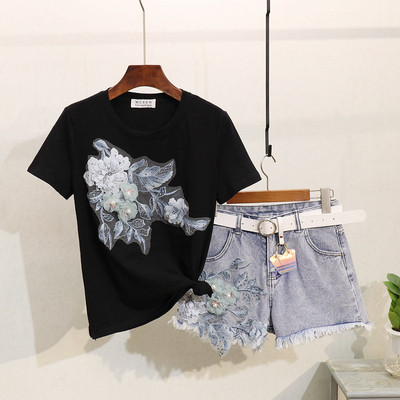 Naprakész női kétrészes szett 3D elemekkel