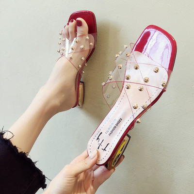 Papuci de dama actuali in trei culori cu ochiuri