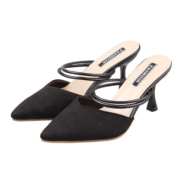 Női magas sarkú cipő fehér és fekete színben - hegyes modell