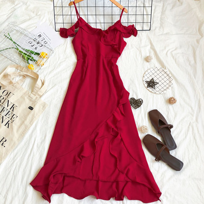 Modern ruha pántokkal több színben