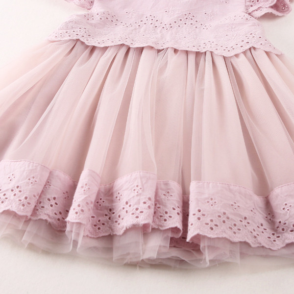 Új modell lila-fehér gyerekruha lányoknak