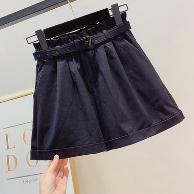 Női magas derekú rövidnadrág övvel több színben