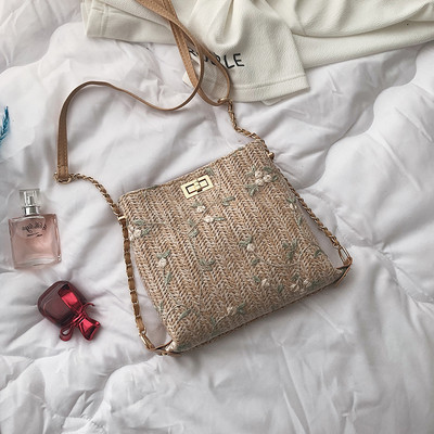 Geanta de dama moderna cu maner lung si broderie florala in doua culori