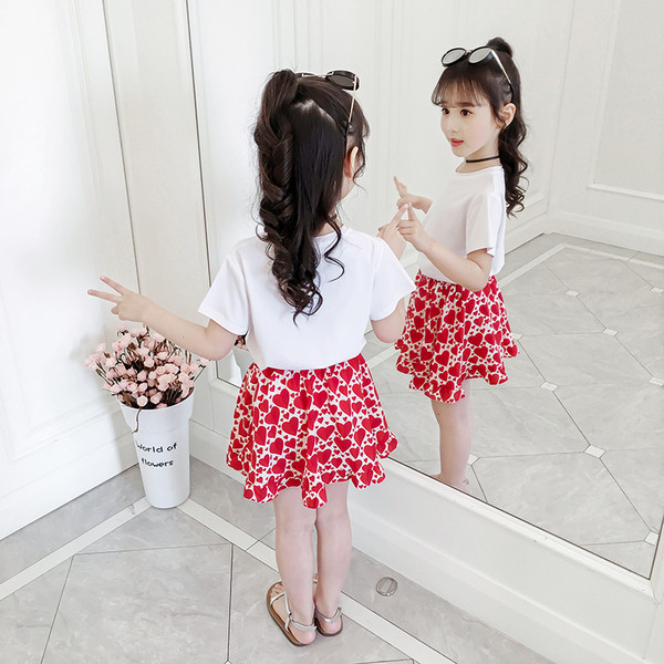 Modern gyerek szett lányszoknyához és blúzhoz