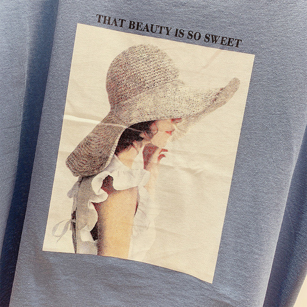 Μοντέρνα γυναικεία μπλούζα με κοντό μανίκι σε διάφορα χρώματα