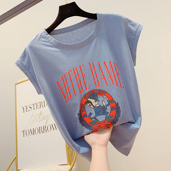 Modern női póló rátéttel és rövid ujjal