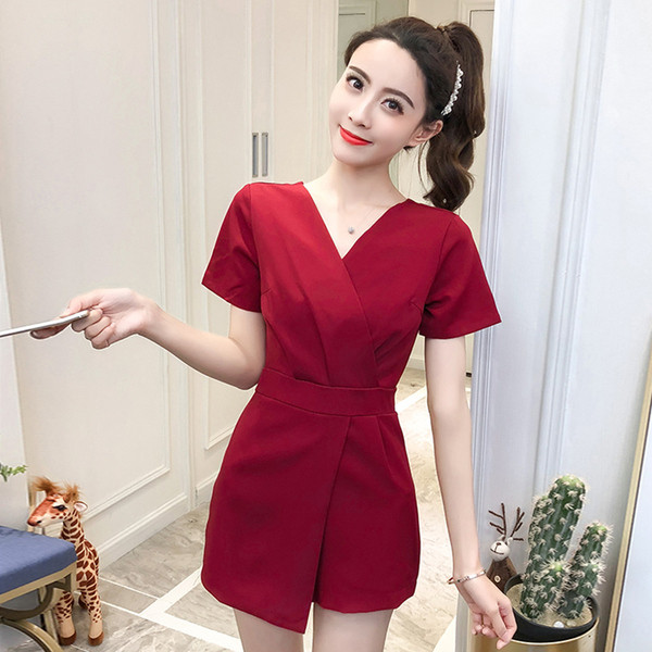 Salopetă elegantă de damă cu mâneci în roșu și negru