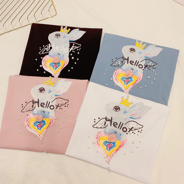 Modern női póló gyöngy díszítéssel