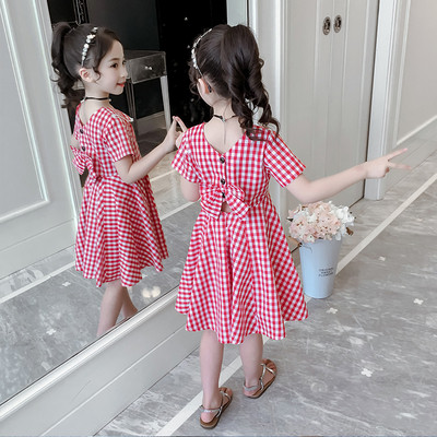 Карирана детска рокля за момичета в червен и черен цвят