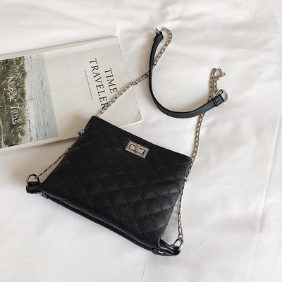 Alkalmi női táska fém rögzítéssel több színben