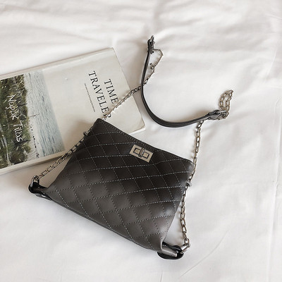 Alkalmi női táska fém rögzítéssel több színben