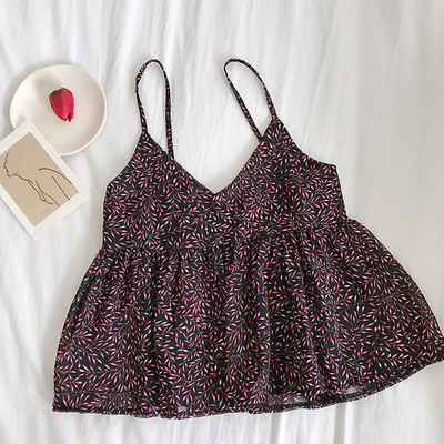 Modern női felső, vékony pántokkal, többféle színben