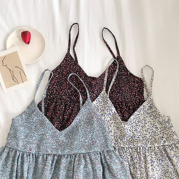 Modern női felső, vékony pántokkal, többféle színben