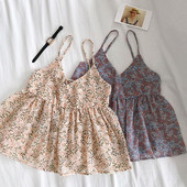 Virágos motívumú, modern női felső, több színben