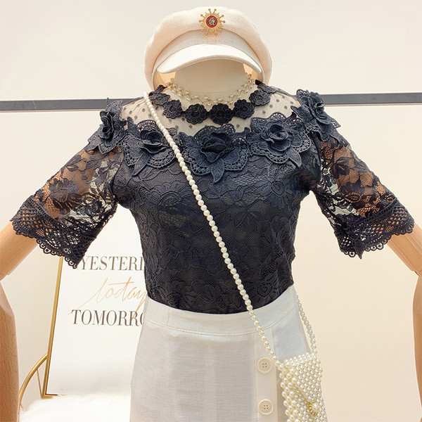 Női csipkeblúz rövid ujjú fekete-fehér színben