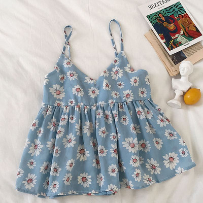 Napi női felső, virágmintával és vékony pántokkal