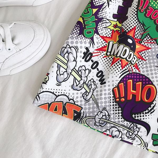 Női színes szoknya, változatos alkalmazásokkal