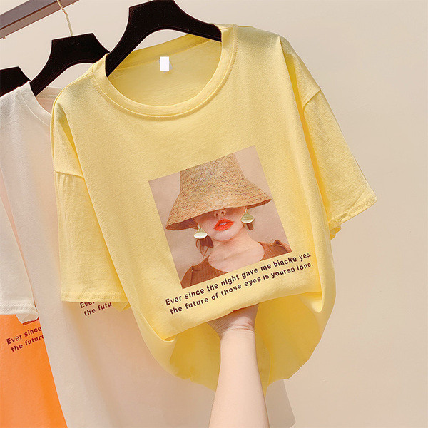 Modern női póló O-nyakkal és rátéttel, fehér, sárga és narancssárga színben