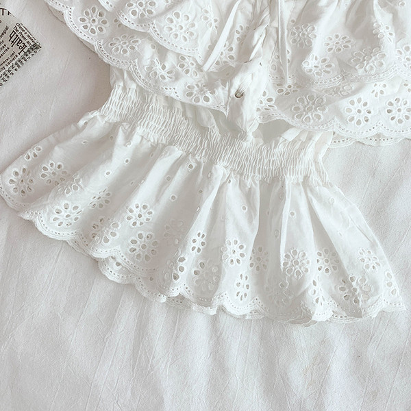 Bluză de damă modernă cu cravate în alb