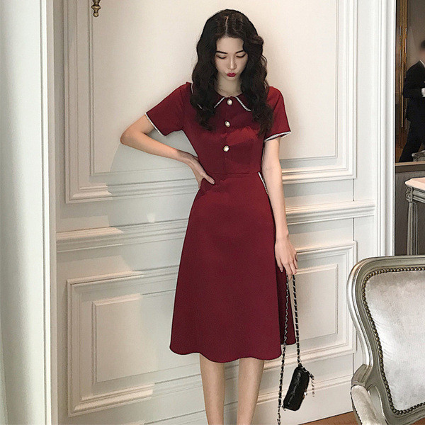 Rochie elegantă de damă, cu guler și nasturi, în visiniu