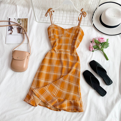 Modern női kockás ruha két színben, vékony pántokkal