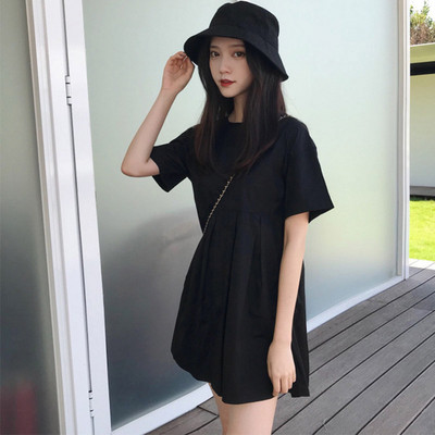 Alkalmi fekete ruha fekete és bordó színben