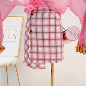 Stílusos női kockás szoknya gombokkal több színben