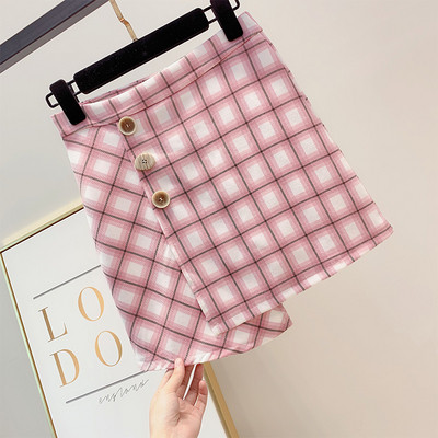 Stílusos női kockás szoknya gombokkal több színben